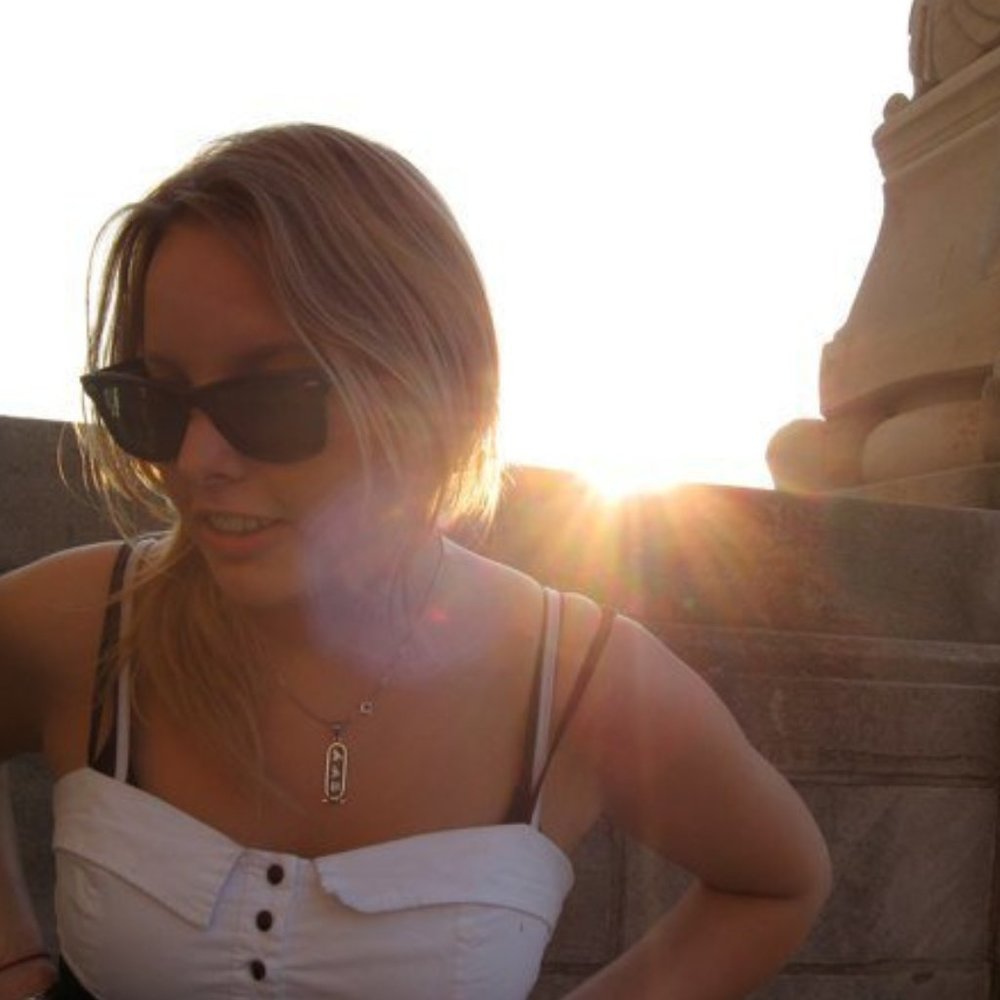 Meet your Posher, Amy